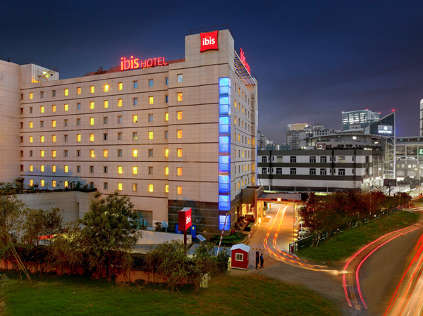 Call Girls in IBIS Hotel Aerocity